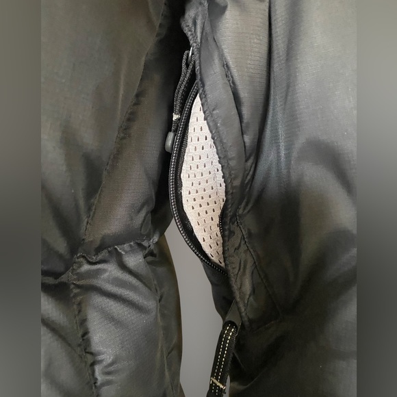 Black Precision Mountainwear Black Coat with Detachable Hood - Picture 13 of 15